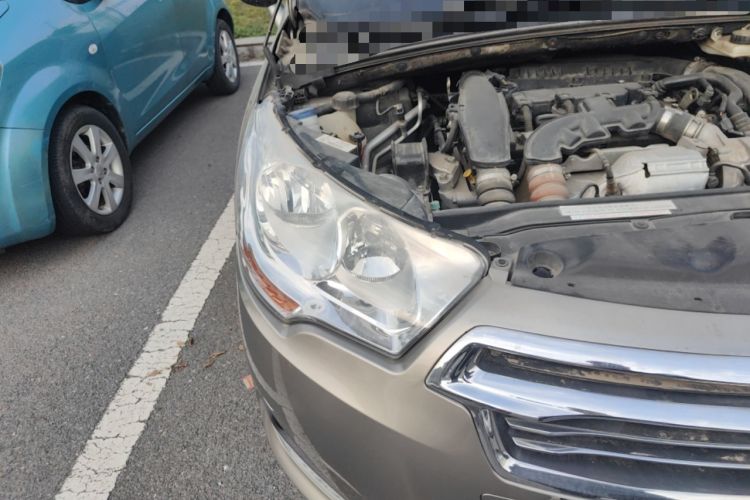 Used Citroen C4L 2014 1.6THP Intelligent Drive Automatic Dynamic Model Right Front Headlight