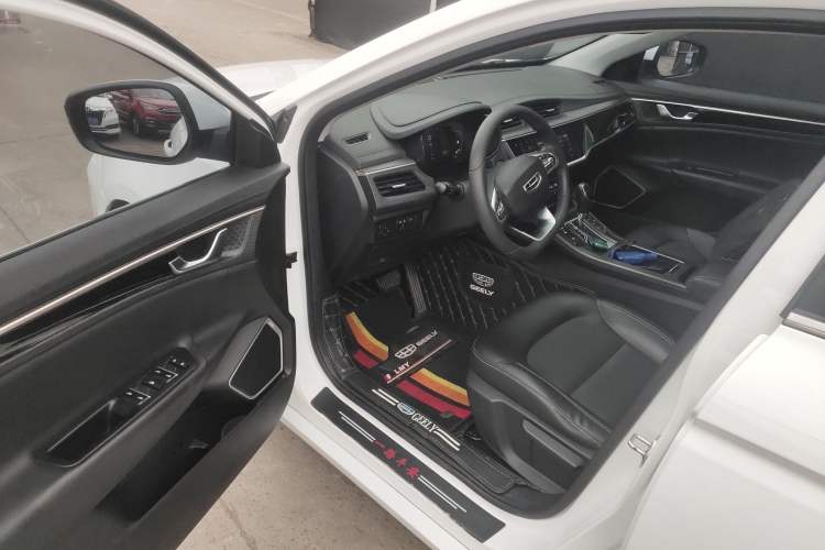 Used Geely Auto Emgrand GL 2021 UP 1.4T CVT Leading Edition
