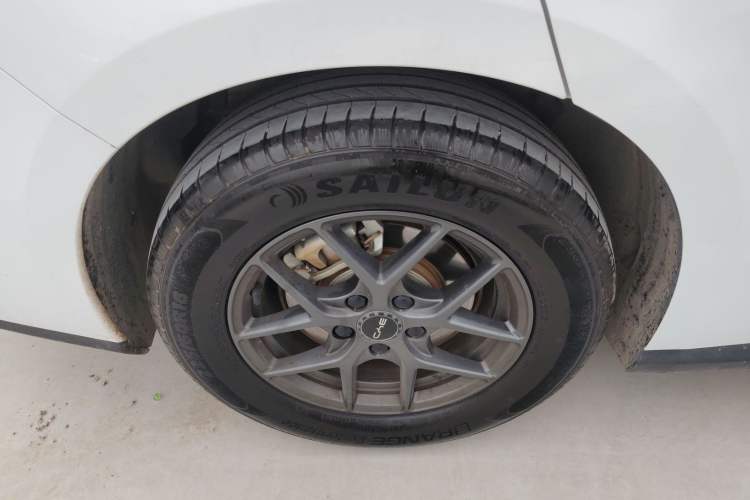 Used BYD Seal 06 New Energy 2025 DM-i Smart Drive 80KM Luxury Model Exterior 5