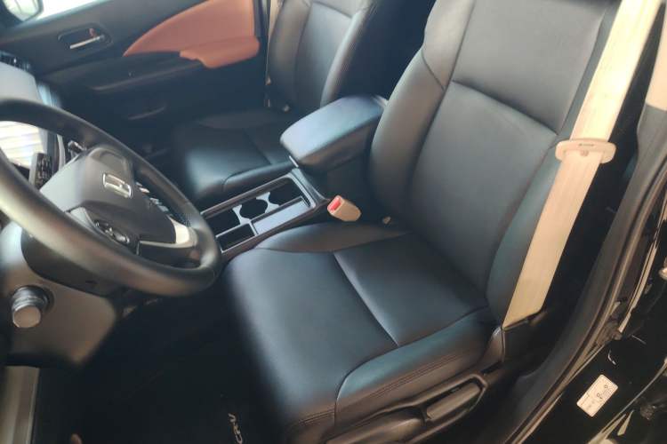 Used Honda CR-V 2016 2.0L two-wheel drive Urban Edition
