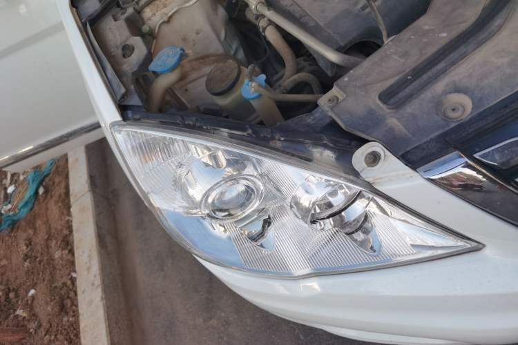 Used Haval H6 2013 Upgraded Model 1.5T Manual Two-Wheel Drive Urban Version