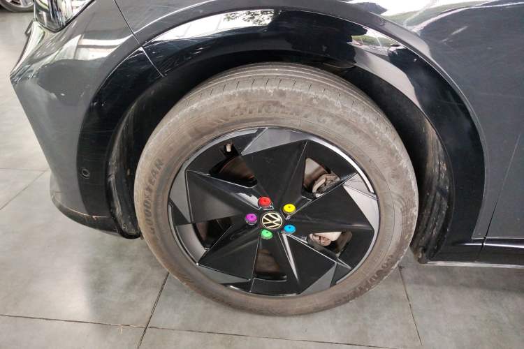 Used Volkswagen ID.UNYX 2024 Pro Long-Range Version
