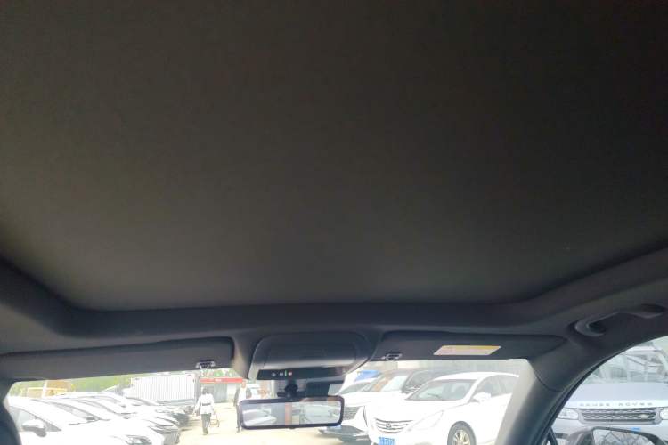 Used Cadillac XT4 2023 28T Two-Wheel-Drive Luxury Version
