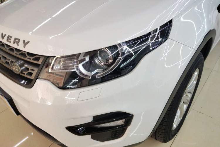 Used Land Rover Discovery Sport 2019 240 PS SE Version China VI Standard Left Front Headlight