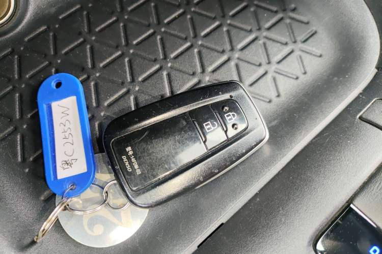 Used Toyota RAV4 2021 2.0L CVT Two-Wheel Drive Fashion Edition