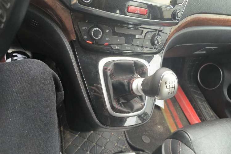 Used Haval H6 2015 Sport Edition 1.5T Manual Two-Wheel Drive Elite Model