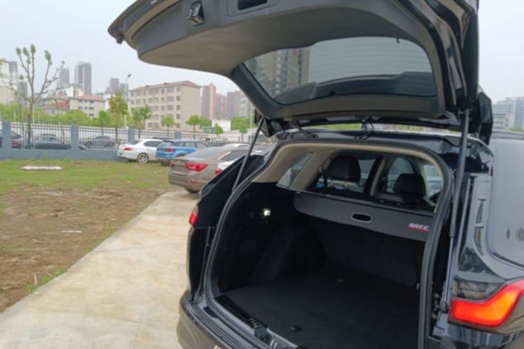 Used Honda Breeze 2025 240TURBO Two-Wheel-Drive Luxury Edition 5 Seats Trunk