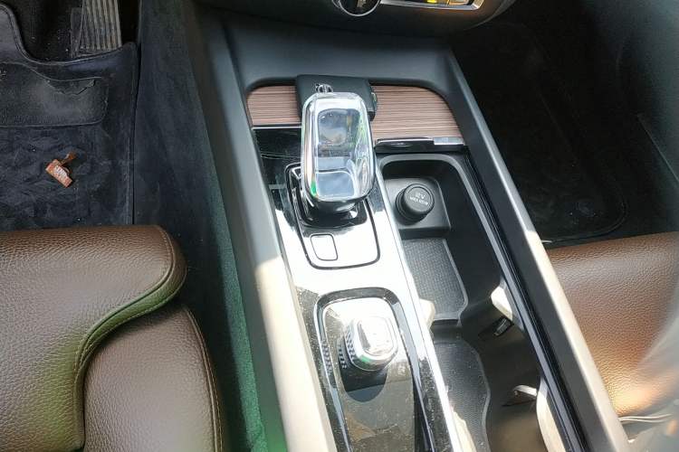 Used Volvo S60 2022 B4 Zhiyuan Luxury Edition
