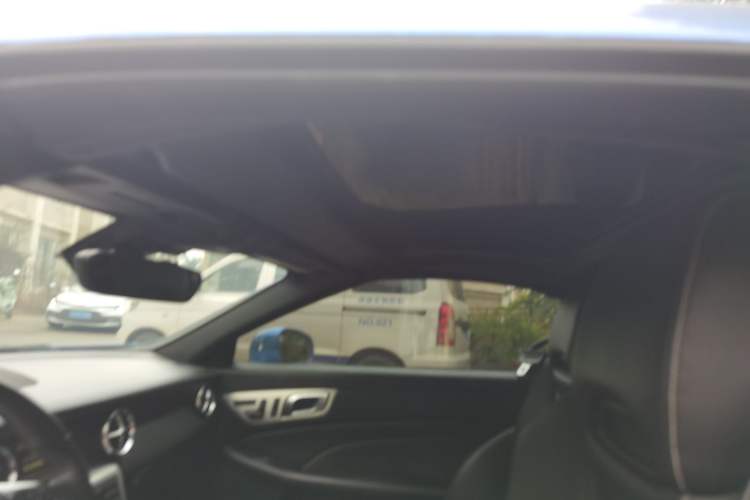 Used Mercedes-Benz SLK-Class 2011 SLK 200 Fashion Model Headliner