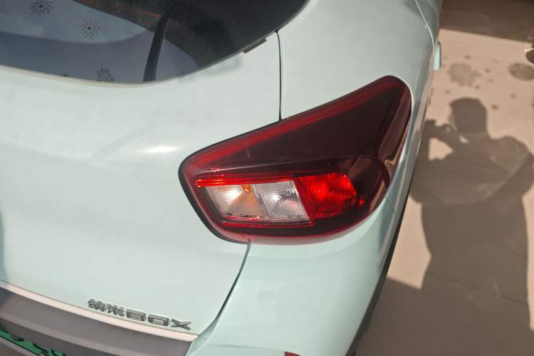 Used Dongfeng NAMMI BOX 2022 Chasing Wind Edition 351KM Standard Model
