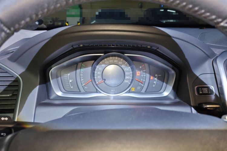 Used Volvo XC60 2017 T5 Smart Upgrade Edition