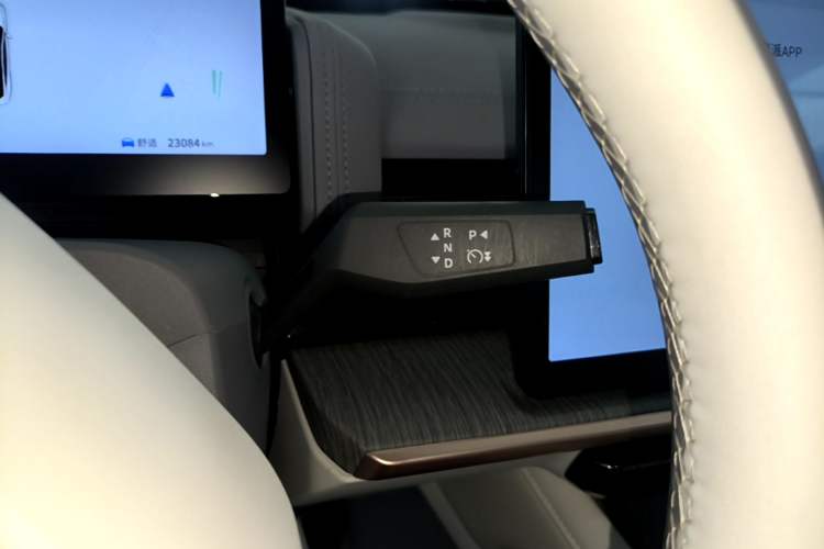 Used Dongfeng eπ eπ007 2024 Pure Electric 540 All-Wheel Drive Max Edition Gear Lever