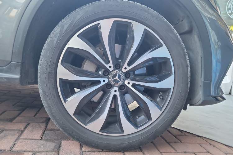 Used Mercedes-Benz GLC Coupe 2018 GLC 260 4MATIC Coupe SUV