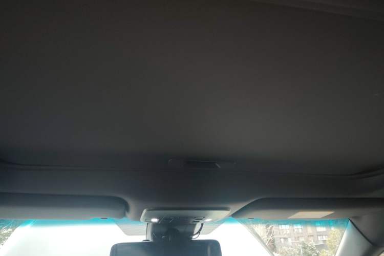 Used Toyota Avalon 2019 2.0L Ambition Edition China VI