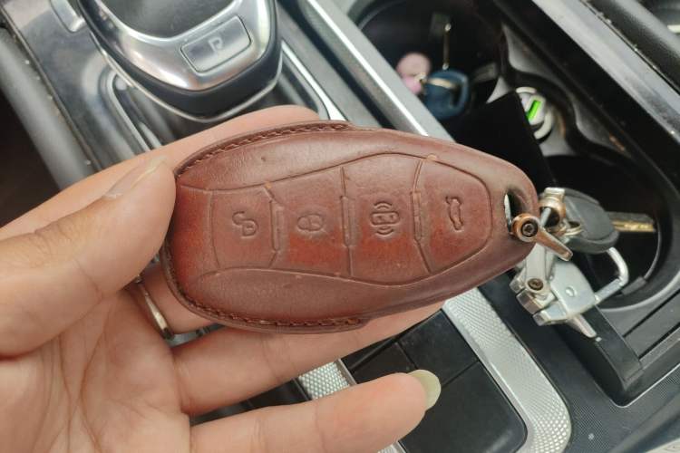 Used Hongqi H5 2023 1.5T DCT Smart Connect Flagship Edition