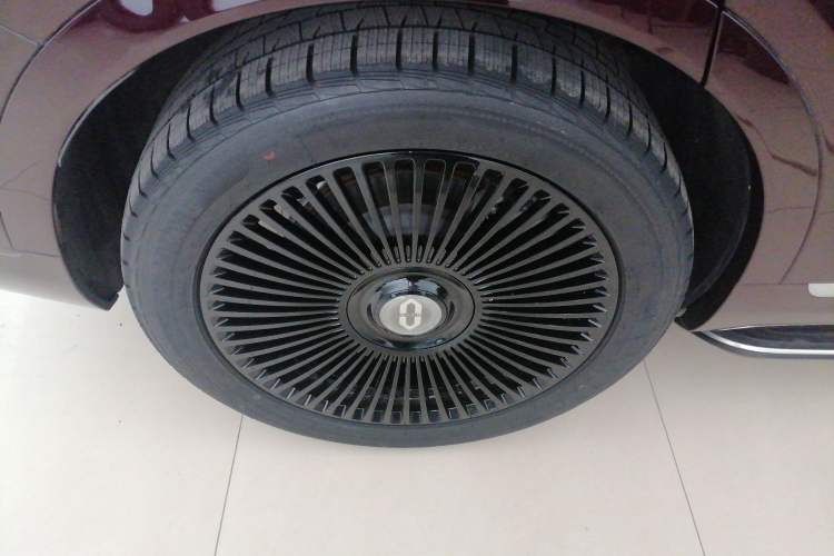 Used Hima AITO M9 2025 Extended-Range Ultra Version 52 kWh 6-Seater