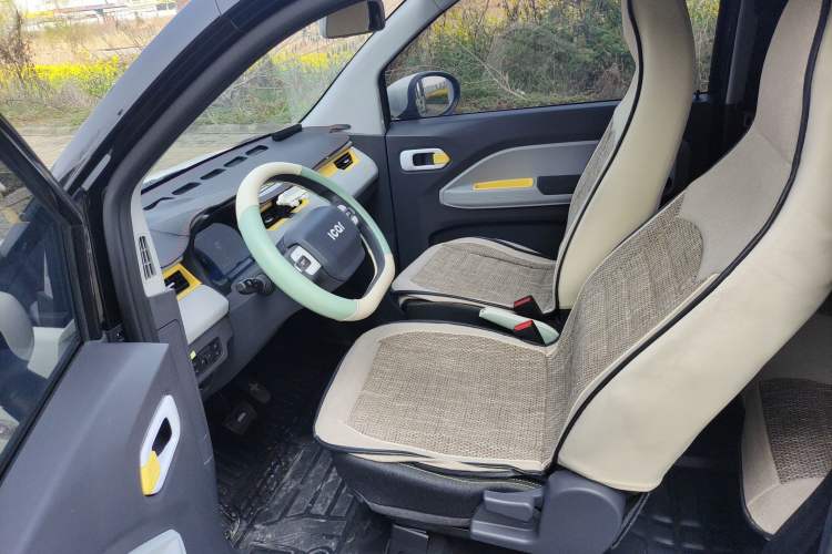 Used Chery QQ QQ Ice Cream 2022 120km Conical Shape Lithium Iron Phosphate
