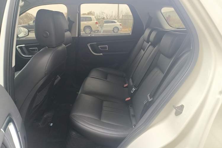 Used Land Rover Discovery Sport 2019 240 PS SE Version China V Standard Left Rear Seat