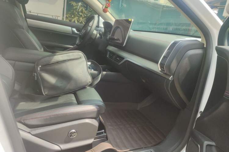 Used BYD Tang New Energy 2019 DM 2.0T All-Wheel Drive Connected Innovation Edition 7 Seats China VI Standard
