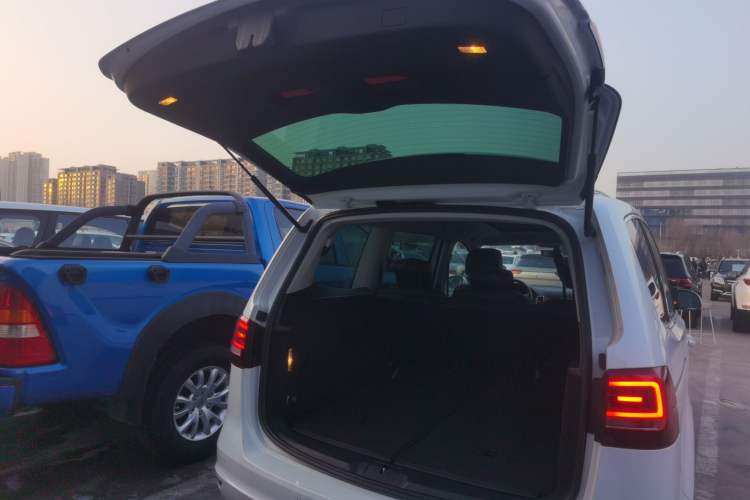 Used Volkswagen Sharan 2018 380TSI Comfort Edition 7-Seater