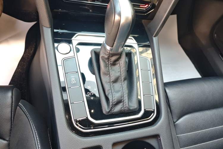 Used Volkswagen Magotan 2020 330TSI DSG Leading Model Gear Lever