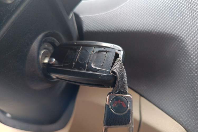 Used Wuling Hongguang 2014 1.5L S Standard Version