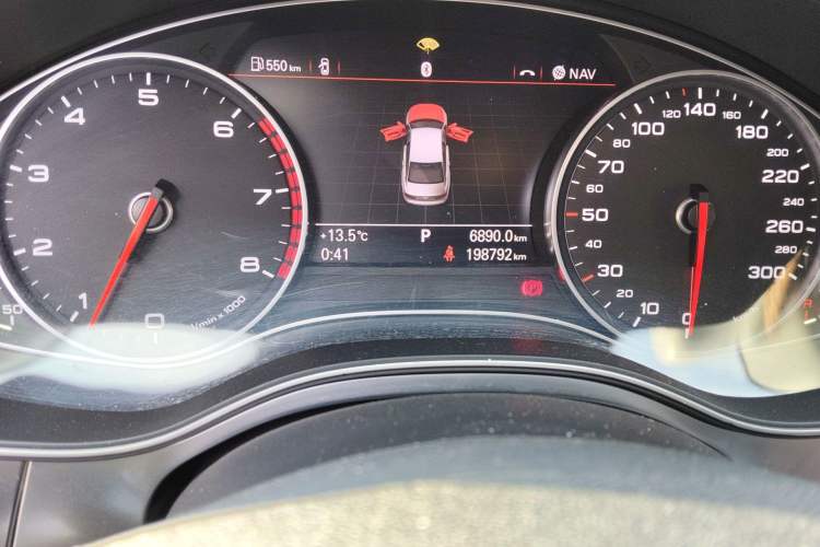 Used Audi A6L 2014 TFSI Comfort Model Odometer Close Up
