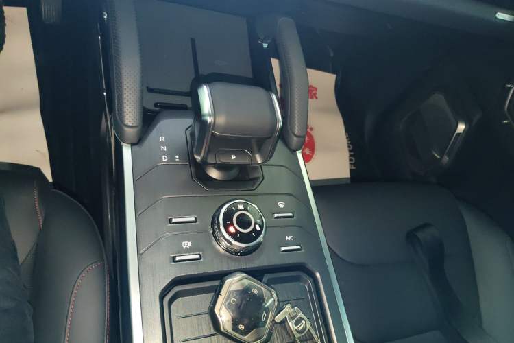 Used JETOUR Traveler 2023 1.5T Two-Wheel Drive Discovery PRO