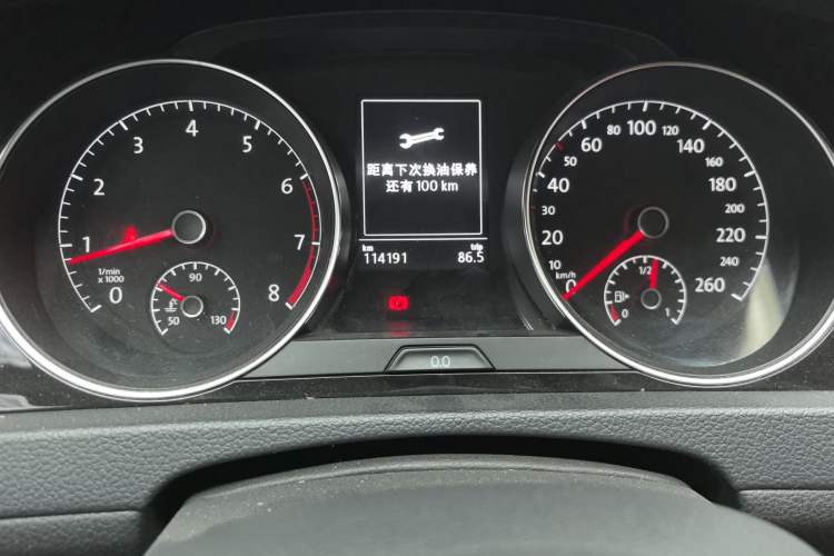 Used Volkswagen Golf 2018 1.6L Automatic Fashion Model
