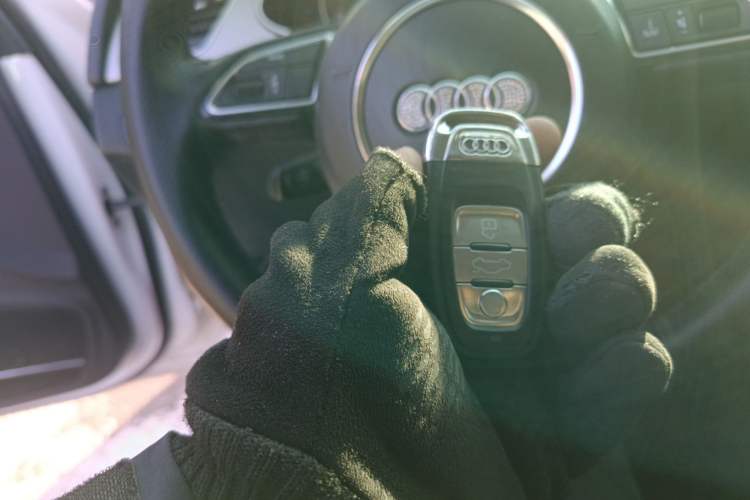 Used Audi A4L 2013 35 TFSI Automatic Standard Model
