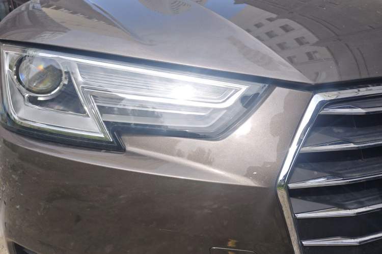 Used Audi A4L 2017 Plus 40 TFSI Ambition Model
