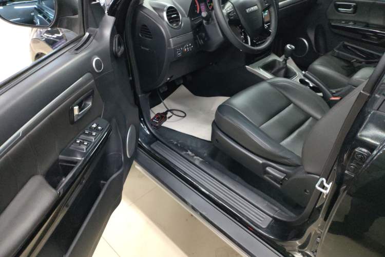 Used Haval H5 Classic 2018 Classic Edition 2.0T Diesel Manual 4x4 Elite Model Driver Seat