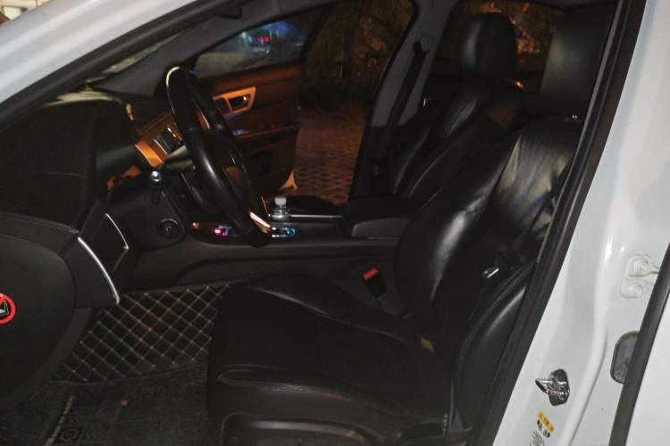 Used Jaguar XF 2015 XF 2.0T Prestige Edition