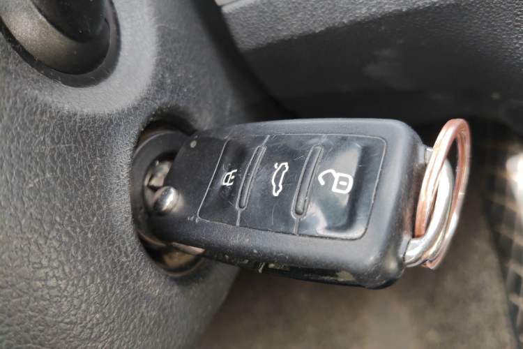 Used Volkswagen Lavida 2015 230TSI DSG Comfort Edition Vehicle Key