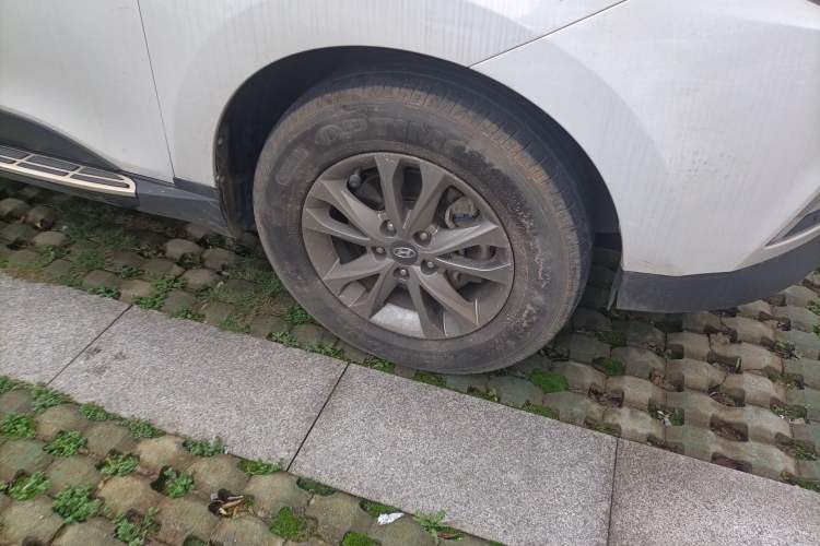 Used Hyundai ix35 2015 2.0L Automatic 2WD Comfort Edition China V Standard