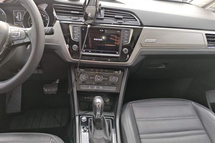 Used Volkswagen Touran 2018 Volkswagen Touran L 280TSI DSG Boundary Edition 7 Seats China VI Standard