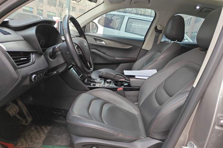 Used BORGWARD BX5 2017 20TGDI Automatic Two-Wheel Drive Leading Edition
