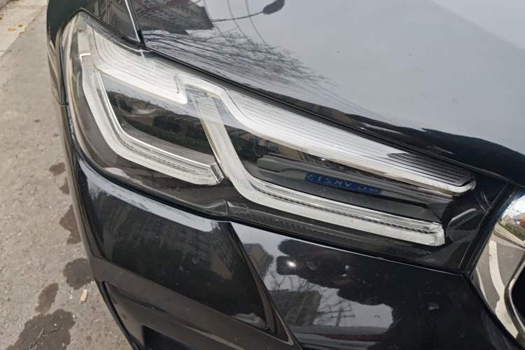 Used BMW 5 Series New Energy 2021 Restyled 535Le M Sport Package Right Front Headlight