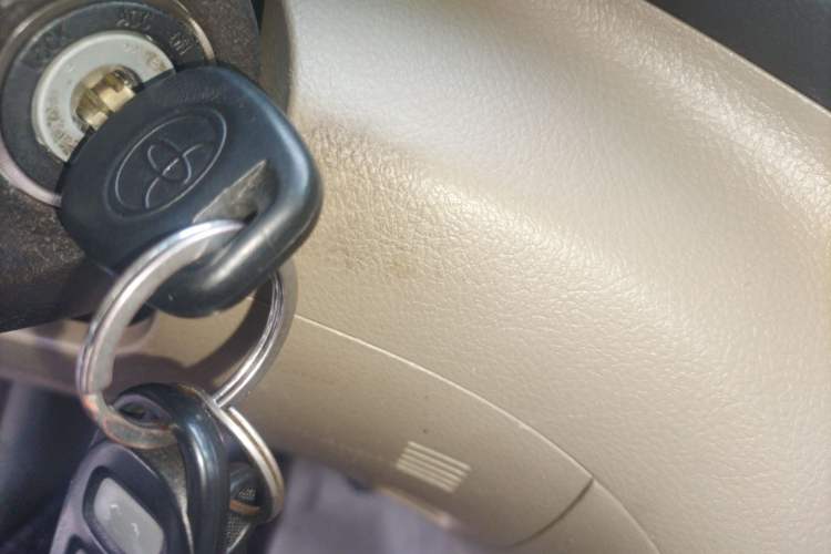 Used Toyota Highlander 2011 2.7L Two-Wheel Drive 5-Seater Sport Edition
