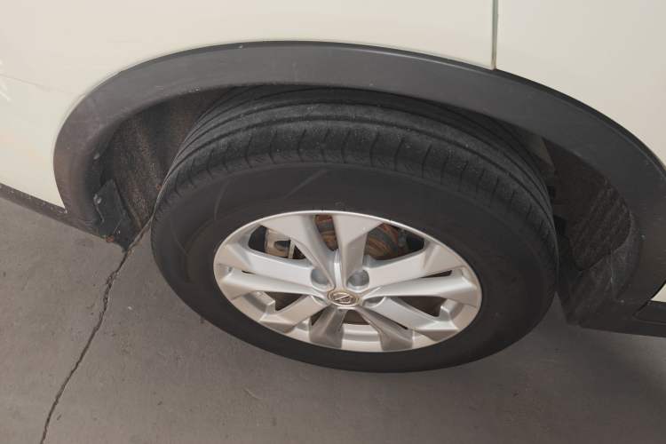 Used Nissan X-Trail 2015 2.0L CVT Comfort MAX Edition 2WD Exterior 5