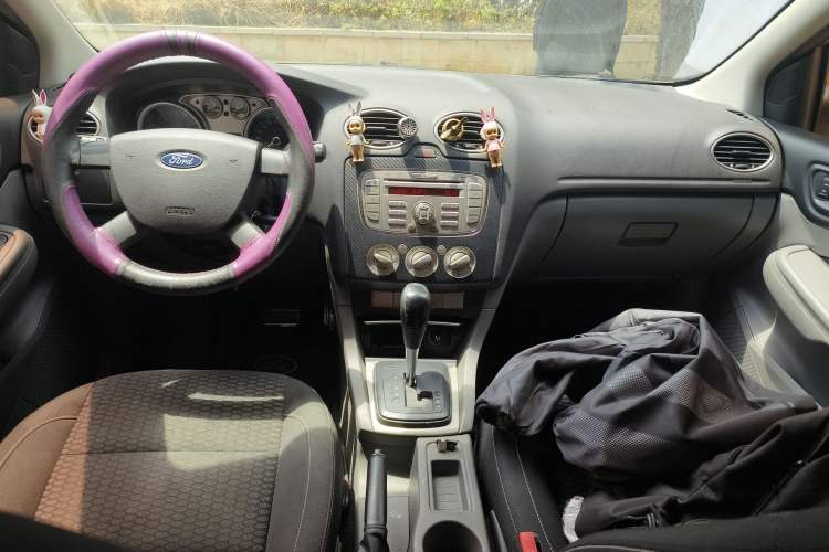 Used Ford Focus 2013 Hatchback Classic 1.8L Automatic Base Model
