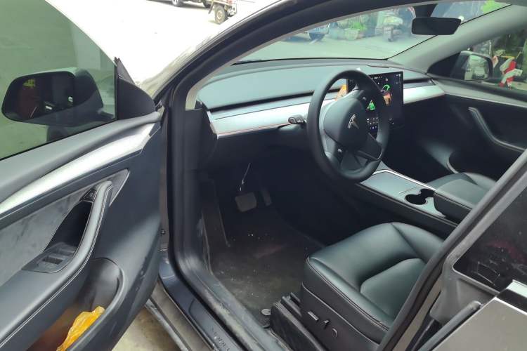 Used Tesla Model Y 2024 Rear-Wheel-Drive Version