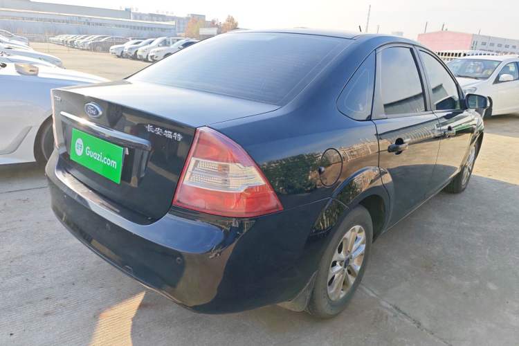 Used Ford Focus 2013 Sedan Classic 1.8L Automatic Base Model