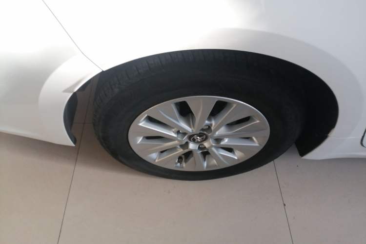 Used Toyota Corolla 2021 TNGA 1.5L CVT Elite Edition Exterior 8