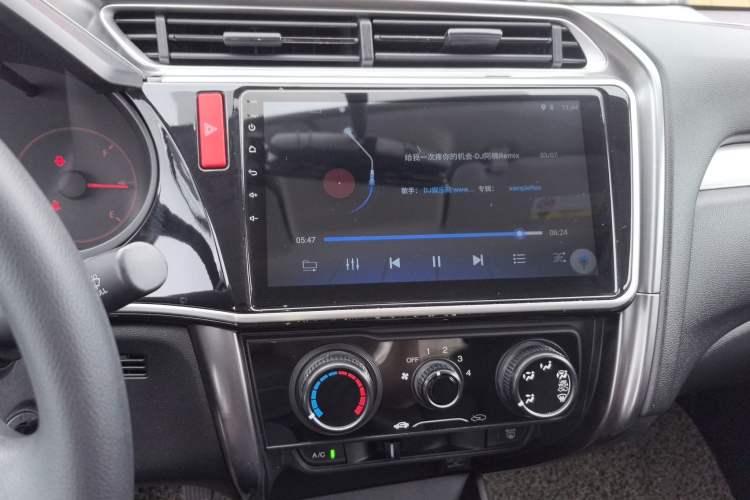 Used Honda Greiz 2016 1.5L CVT Classic Edition Audio And AC Panel