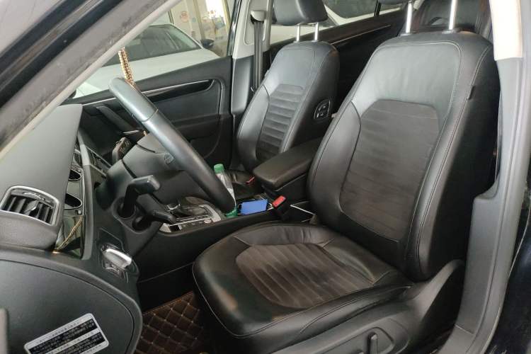 Used Volkswagen Magotan 2016 1.8TSI Luxury Comfort Model