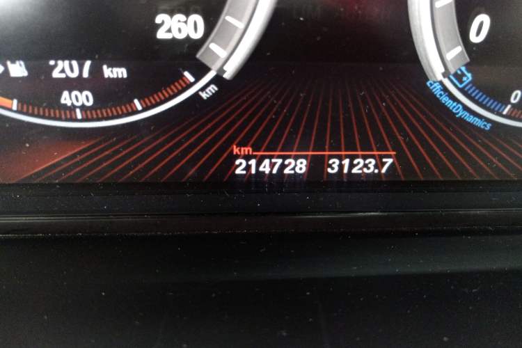 Used BMW 7 Series 2009 740Li Luxury Model Odometer Close Up