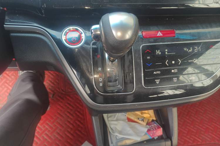 Used Honda Elysion 2019 2.0L Hybrid Luxury Edition
