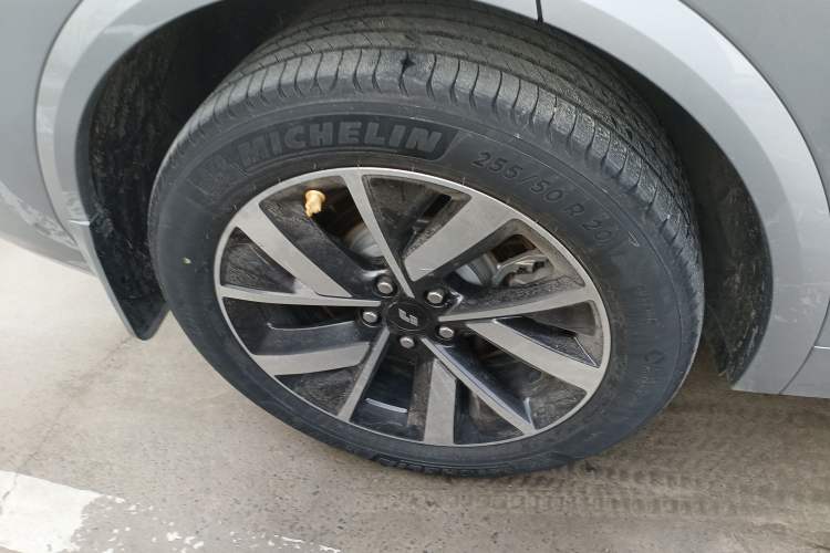 Used Li Auto L7 2023 Pro Model
