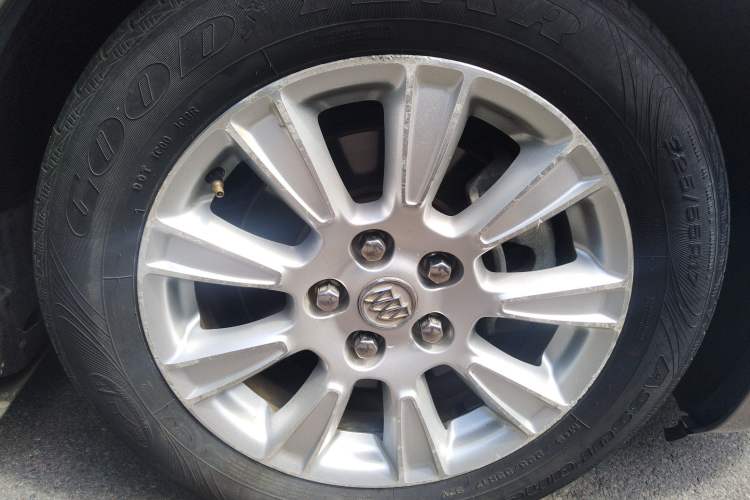 Used Buick LaCrosse 2011 2.4L SIDI Haoya Edition